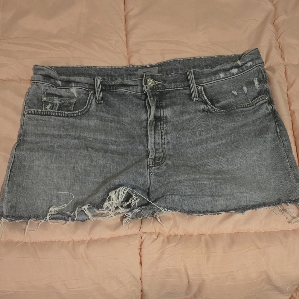 MOTHER Tomcat Kick Fray Cut-off Shorts, 34
